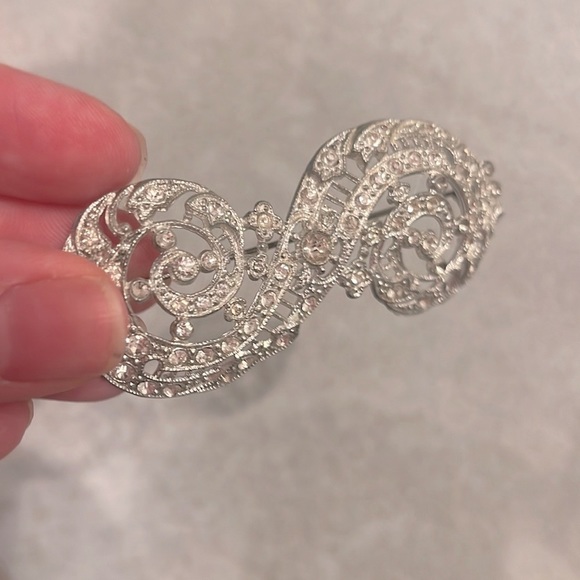 Gorgeous✨ Vintage Crystal embellished Jewel Pin VTG musical song vtg music note - Picture 5 of 6